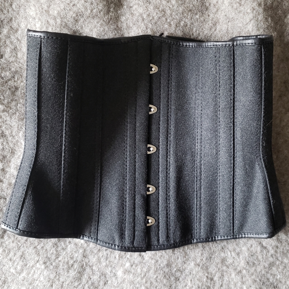DGFH7 Corset under bust sz Small dark grey wool texture laceup goth victorian